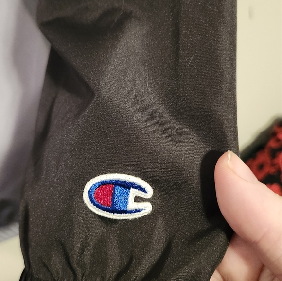 Champion Like New Unisex Windbreaker Running Rain Jacket - Large, Black & Gray - Picture 6 of 9